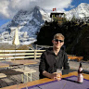 Meet your Posher, Eric